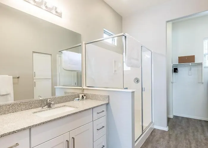 Landing Modern With Amazing Amenities Apartament Avondale